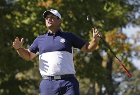United States’ Patrick Reed reacts after winning the 12th hole during a singles match at the Ryder Cup golf tournament Sunday, Oct. 2, 2016, at Hazeltine National Golf Club in Chaska, Minn. (AP Photo/David J. Phillip)