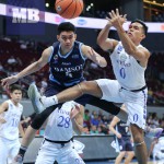 Adamson's Dawn Ochea (left) and Ateneo's Thirdy Ravena battle for the rebound the ball during the UAAP Season 80 match at Mall of Asia Arena in Pasay, September 9, 2017 (Rio Leonelle Deluvio)