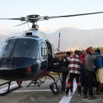 Nepali volunteers and friends remove the dead bodies of Korean and Nepali climbers recovered from Mount Gurja after being airlifted to Teaching Hospital in Kathmandu on October 14, 2018. - The bodies of nine climbers killed on Nepal's Mount Gurja were retrieved from the mountainside Sunday as rescuers tried to piece together what led to the freak accident. Rescuers found the bodies of the South Korean climbing expedition scattered across the base camp amid the broken remains of their tents and equipment. (Photo by PRAKASH MATHEMA / AFP)