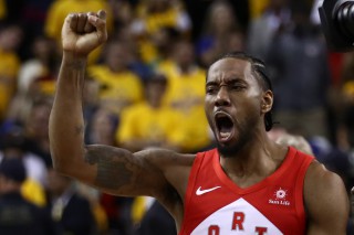 Kawhi Leonard #2 of the Toronto Raptors celebrates his teams win over the Golden State Warriors in Game Six to win the 2019 NBA Finals at ORACLE Arena on June 13, 2019 in Oakland, California. (Ezra Shaw/Getty Images/AFP)